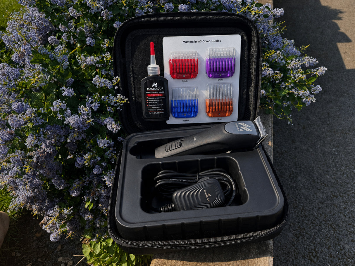 Cordless PRO A5 Dog Clipper with Number 10 Blade - Powerful Everyday Professional Clipper