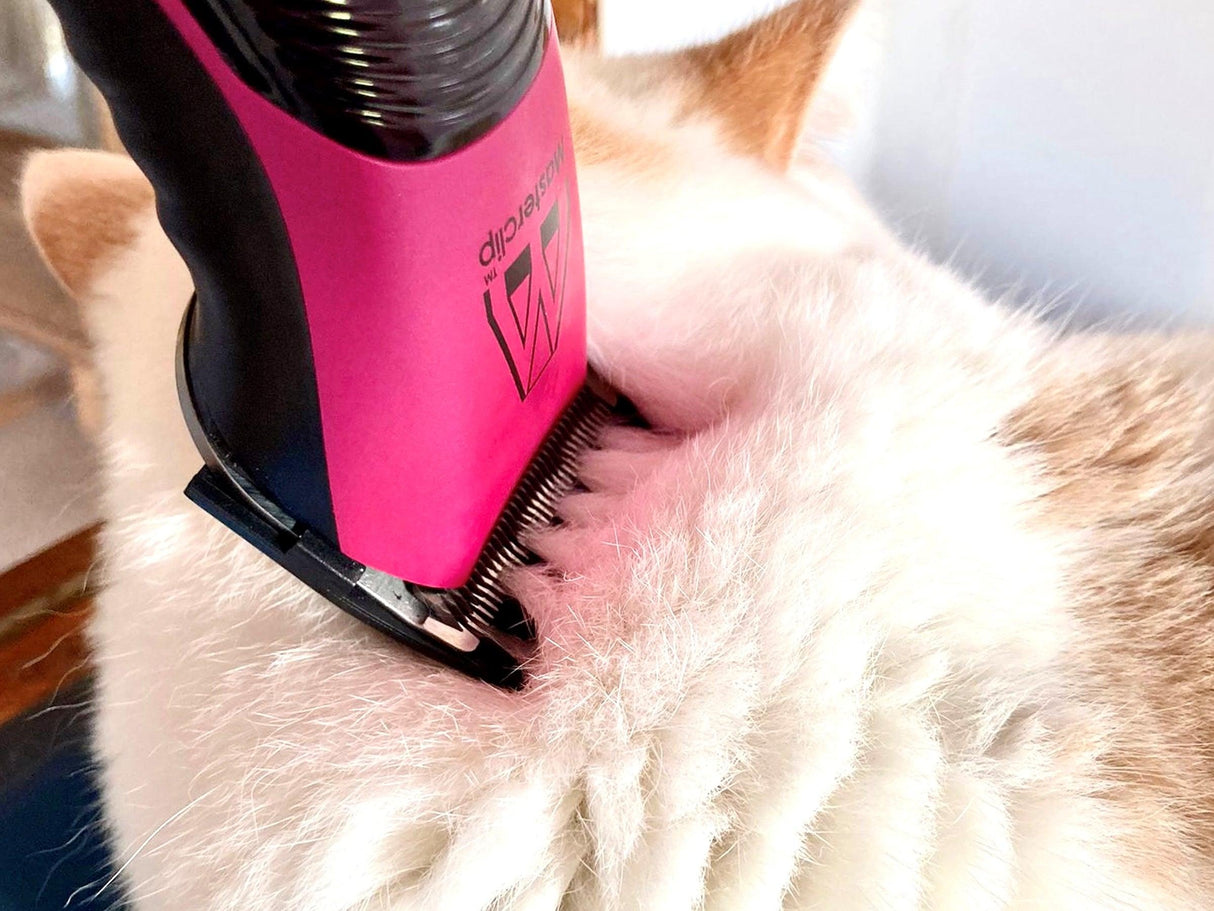 Essential | Pink Cordless Home Grooming Cat Clipper Set - Masterclip