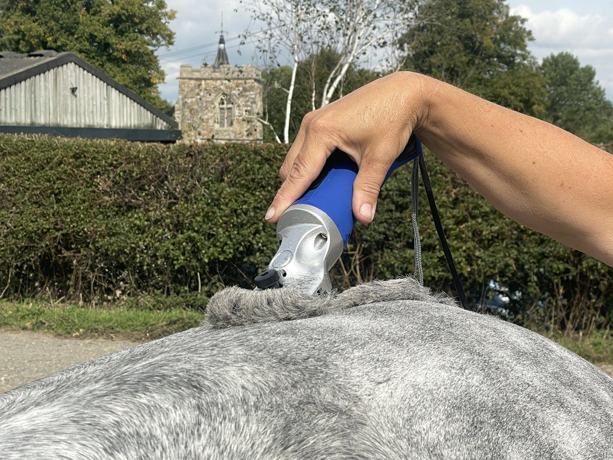 Hunter - Lightweight 200W Professional Horse Clipper - Masterclip