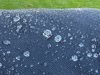 A close up of water beading on the Masterclip horse turnout rug