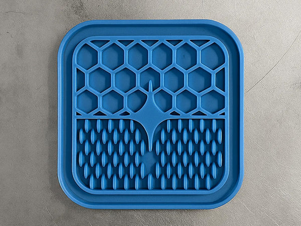 Small Anxiety Reducing Slow Feeding Lick Mat - Blue