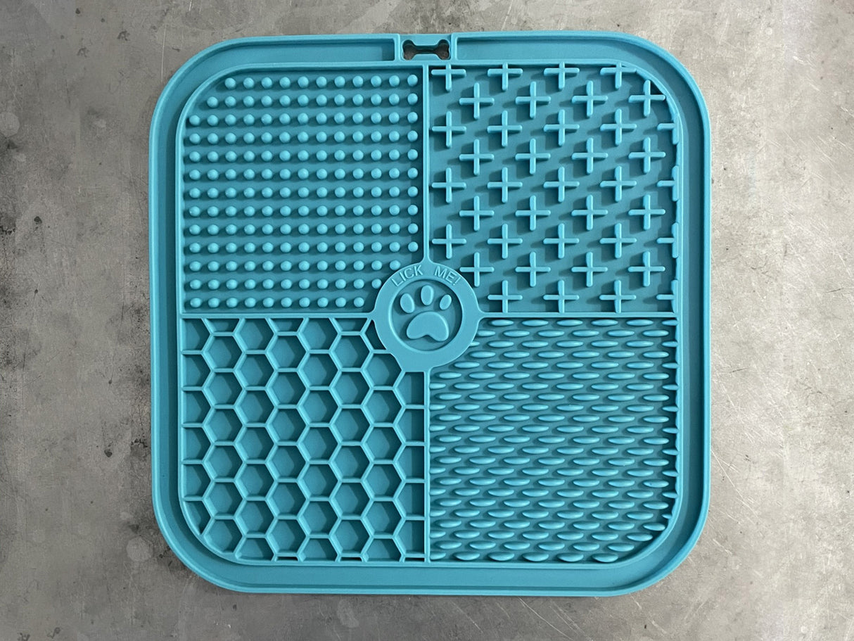 Large Anxiety Reducing Slow Feeding Lick Mat - Blue