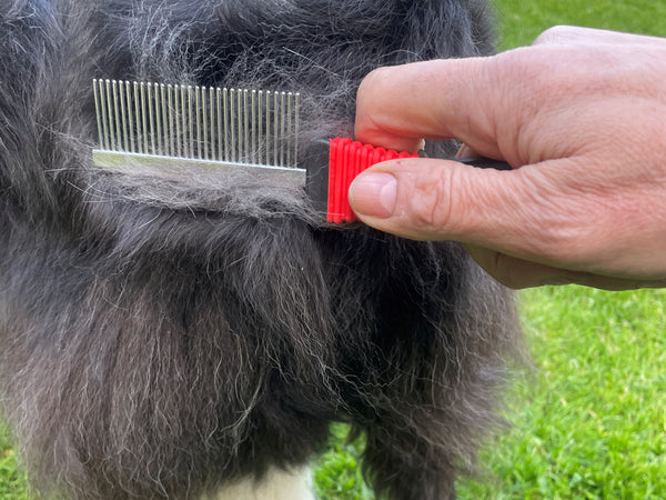 Double Sided Metal Grooming Comb with Rubber Handle