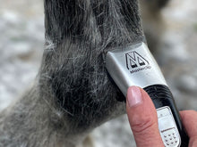 Load image into Gallery viewer, Showmate II Cordless Horse Trimmer - Silver