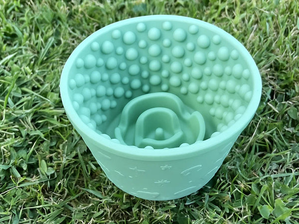 Anxiety Reducing Slow Feeding Lick Bowl - Small