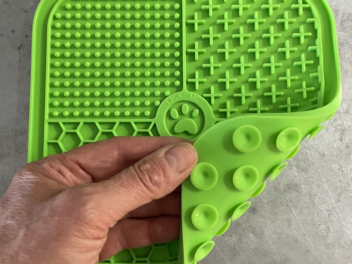 Large Anxiety Reducing Slow Feeding Lick Mat - Green