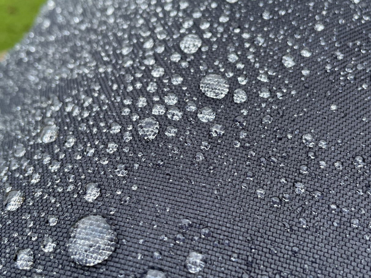 Masterclip 100G Turnout Rug in Classic Navy  – Waterproof & Breathable