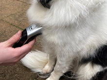 Load image into Gallery viewer, Ex-Demo Silver Showmate II Cordless Dog Trimmer - Masterclip