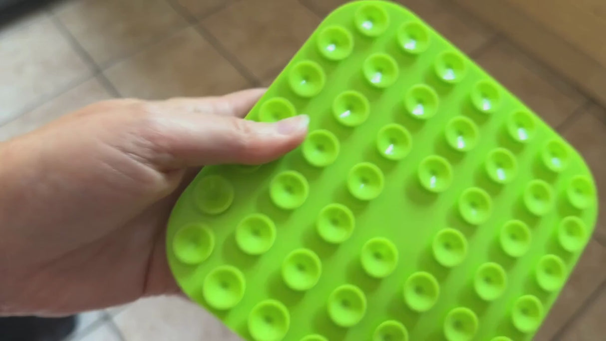 Small Anxiety Reducing Slow Feeding Lick Mat - Green