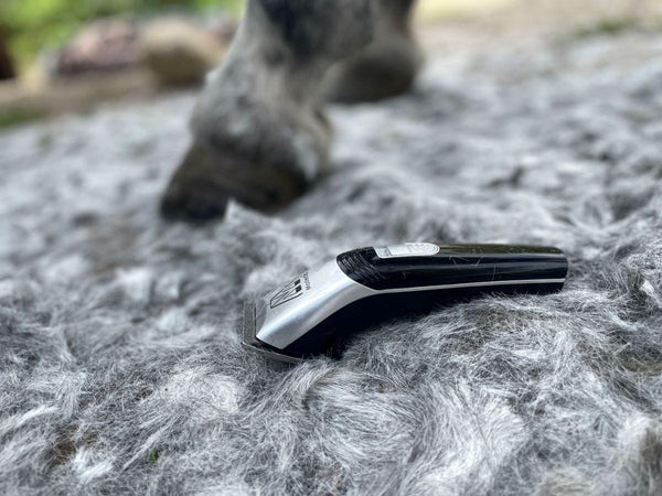 Showmate II Cordless Horse Trimmer - Silver - Masterclip